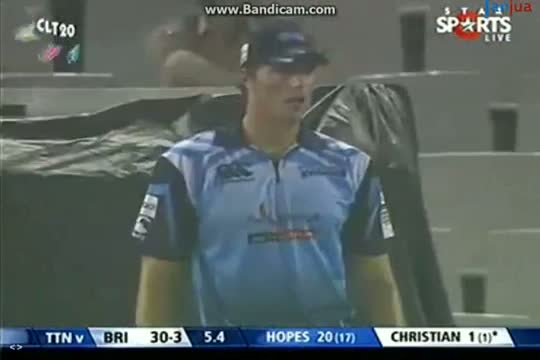 Watch Brisbane Heat vs Titans - CLT20 2013 - 24 September 2013 - Match 6 - Part8 Video