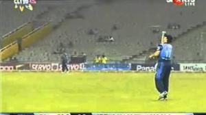 Watch Brisbane Heat vs Titans - CLT20 2013 - 24 September 2013 - Match 6 - Part9 Video