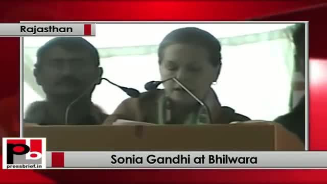 Watch Sonia Gandhi in Bhilwara: Only Congress is committed for the welfare of the poor Video