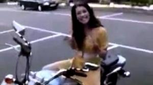 Watch Very Hot Girl Riding A Yamaha Bike - Cool Video