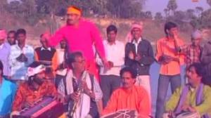 Watch Khelab Hori Bir Kunwar Sang ( Bhojpuri Video Song ) Movie - Holi Ke Baja Video