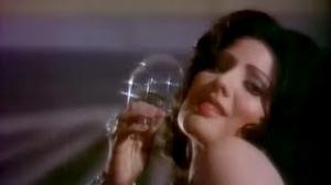 Watch Maze Uda Lo Jawani Rahe Na Rahe - Romantic Song - Salaakhen (1975) - Shashi Kapoor, Sulakshana Pandit [Old is Gold] Video