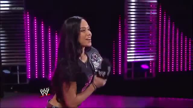 Watch WWE SmackDown: Brie Bella vs. Aksana - Oct. 4, 2013 Video
