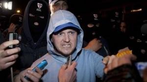 Watch Tommy Robinson PWNS Captain Crap-Shirt Video