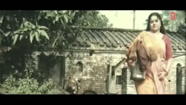 Watch Maai Tohra Dhudhwa [ Bhojpuri Video Song ] Movie - Ganga Ke Paar Saiyan Hammar Video