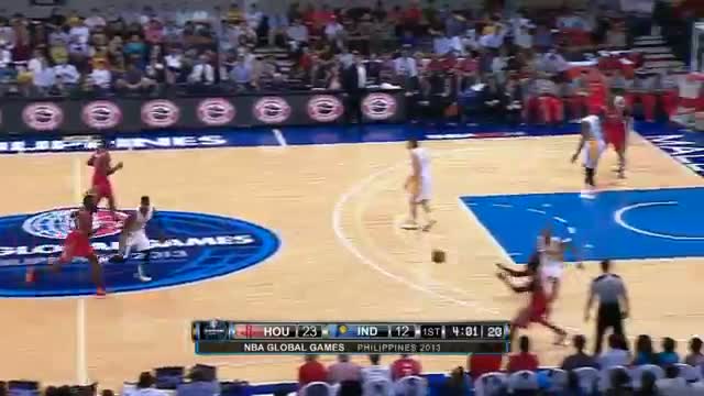 Watch NBA: Dwight Howard Shows His Talents off in Manila! Video