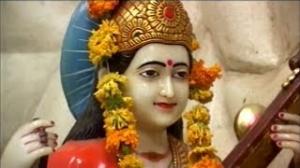 Watch Mere Mann Ke Andh Tamas Mein - Jagjit Singh - Mata Bhajans Video