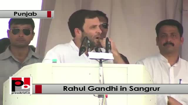 Watch Rahul Gandhi in Punjab talks about Ordinance on convicted leaders Video