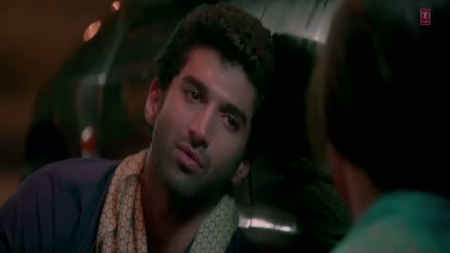 Watch Mujhe Tumse Kuch Baat Karni Hai - Aashiqui 2 Scene - Watch Full Movie - 28 October 2013 Video