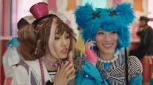 Watch Apple - iPhone 5c - Greetings (extended cut) Video
