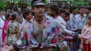 Watch Aamir selling movie tickets illegally - Rangeela Video