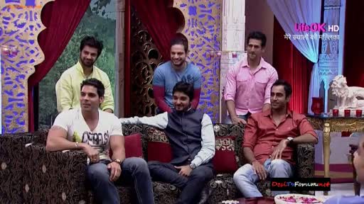 Watch The Bachelorette India Meri Khayalon Ki Mallika - 18th October 2013 - Ep 10 - Part1/3 Video