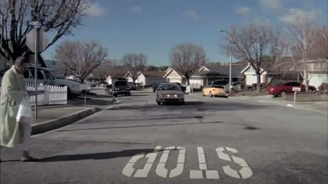 Watch Bruno Mars - The Lazy Song [ALTERNATE OFFICIAL VIDEO] Video