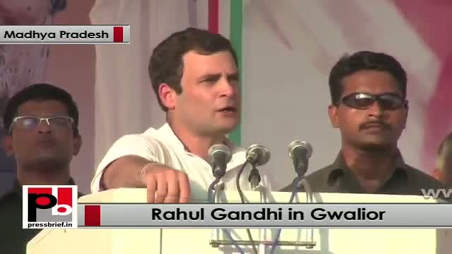 Watch Rahul Gandhi in Gwalior talks about Land Acquisition Bill Video