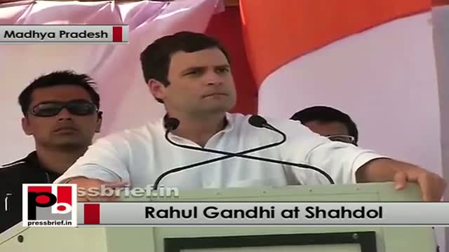 Watch Rahul Gandhi at Shahdol (MP) talks about benefits of Land Acquisition Bill Video