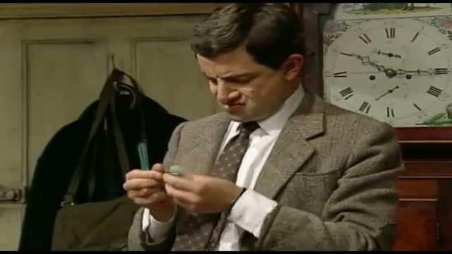 Watch Mr. Bean - The Holiday Suitcase Video