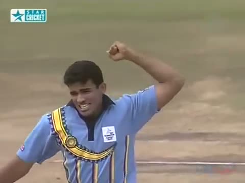 Watch Zaheer Khan *3 killer yorkers* 2000 Champions Trophy at Nairobi Video