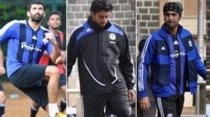 Watch Abhishek Bachchan & Ranbir Kapoor at Celebrity FOOTBALL MATCH Video