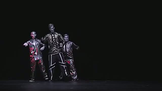 Watch Robotboys feat. Poppin John Video
