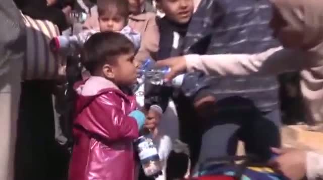 Watch Syrians Flee War-ravaged Damascus Suburb Video