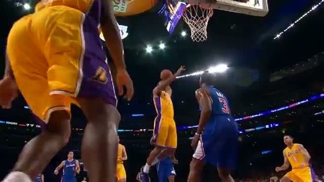 Watch NBA: Xavier Henry Punishes the Rim Video
