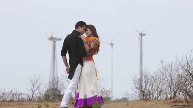 Watch Gori Tere Pyaar Mein - Naina Song Teaser Video