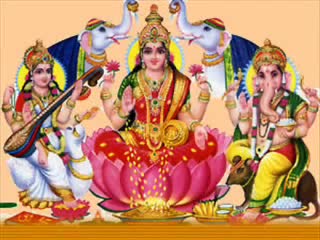 Watch Aarti Laxmi Mata Ki - Maha Diwali Aarti - Laxmi Poojan Vidhi - Happy Diwali Video