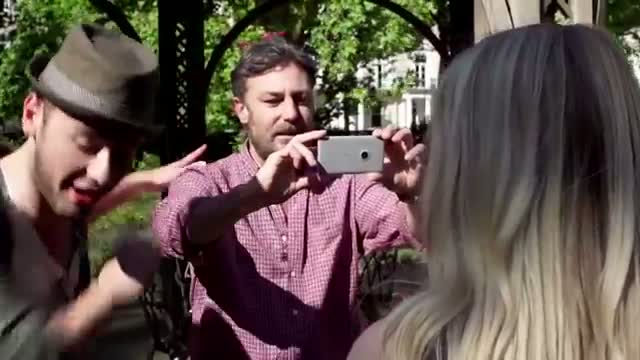 Watch Nokia Lumia 925: Dad wins TV Commercial Ads Video