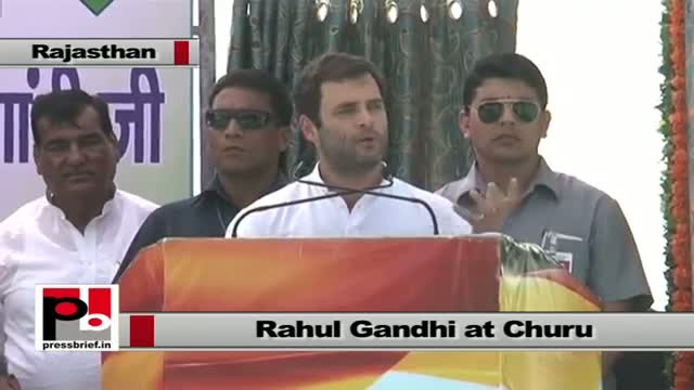 Watch Rahul Gandhi in Churu (Rajasthan) talking personal story Video