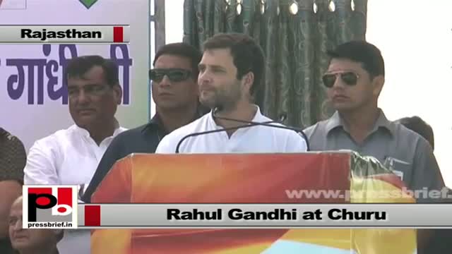 Watch Rahul Gandhi in Churu (Rajasthan) strikes chord with women, youth Video