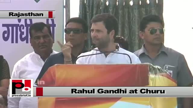 Watch Rahul Gandhi in Churu (Rajasthan) praises Gehlot led state govt. Video