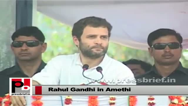 Watch Amethi's favourite - Rahul Gandhi Video
