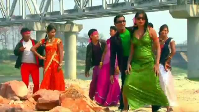 Watch E Orkesta Wali Ha (Bhojpuri Hot Songs 2013 New) | Sakal Balamua Video