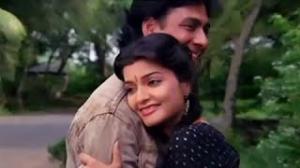 Watch Main Tera Raja Hoon - Bollywood Hit Romantic Dance Song - Teri Talash Main (1990) Video