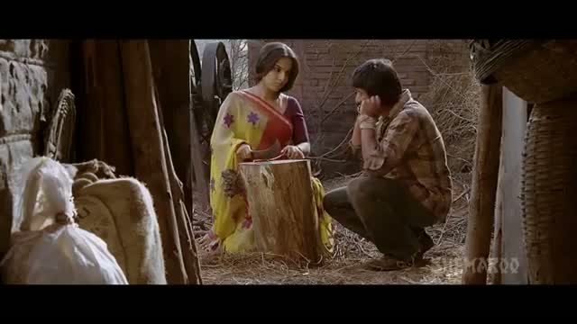 Watch Vidya Balan Seduces Arshad Warsi Ishqiya Romantic Scene Video