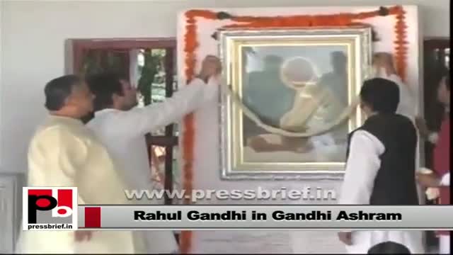 Watch Rahul Gandhi visits "Gandhi Ashram" in Gujarat Video
