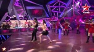 Watch Nach Baliye 6: Bruna and Omar mesmerises the audience with their sizzling dance Video