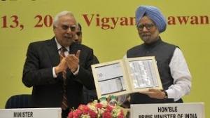 Watch PM releases a special commemorative stamp at the XXth Conference of CBI Video