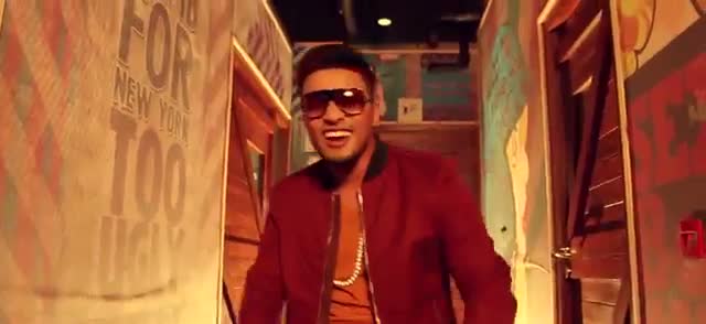 Watch GUCCI ARMANI - New Punjabi Club Blockbuster Song of 2013 | By - Simranjeet Singh Ft. Raftaar Video