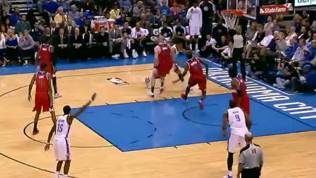 Watch NBA: Thabo Sefolosha Breaks Marcin Gortat's Ankles Video