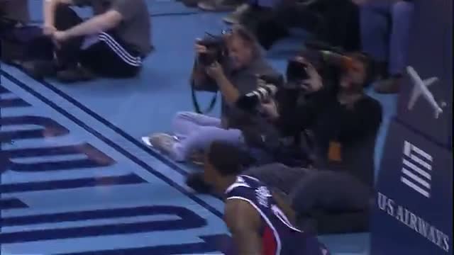 Watch NBA: Jeff Teague Chases Down Kemba Walker And Denies Him Video