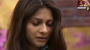 Watch Tanisha Gets INSULTED & IGNORED Badly in Bigg Boss 7 12th November 2013 Full Episode Video