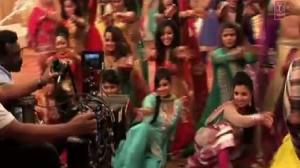 Watch SONG MAKING: JAD MEHNDI LAG LAG JAAVE - SINGH SAAB THE GREAT - SUNNY DEOL, URVASHI RAUTELA Video