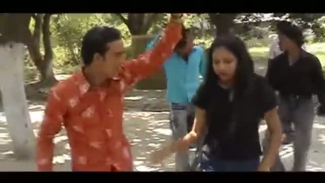 Watch Pao Me Sandil Bagal Me Batua - Bhojpuri Hot Songs 2013 New | By Bicky Babua Video