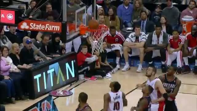 Watch NBA: DeMar DeRozan Goes 360 for the AMAZING Layup Video