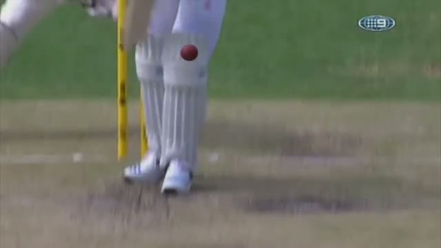 Watch Commonwealth Bank Ashes Series 2013 1st Test: Lyon's near hat-trick Video