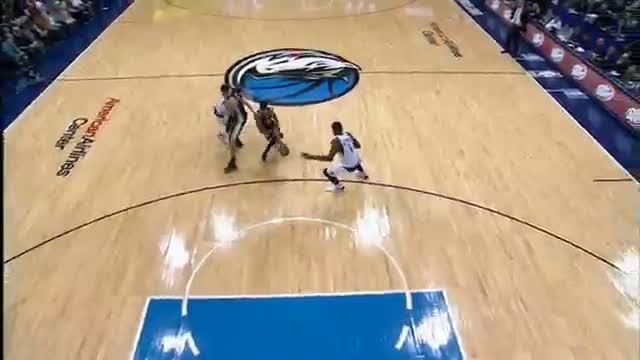 Watch NBA: Jeremy Evans Throws Down the Alley-Oop Jam from Diante Garrett Video