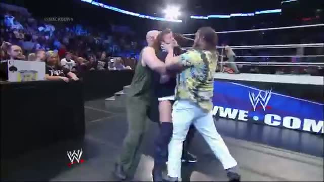 Watch WWE SmackDown: Daniel Bryan vs. Luke Harper - Nov. 22, 2013 Video