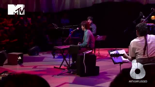 Watch Sonu Nigam - MTV Unplugged Season 3 - ''Crazy Dil'' Video