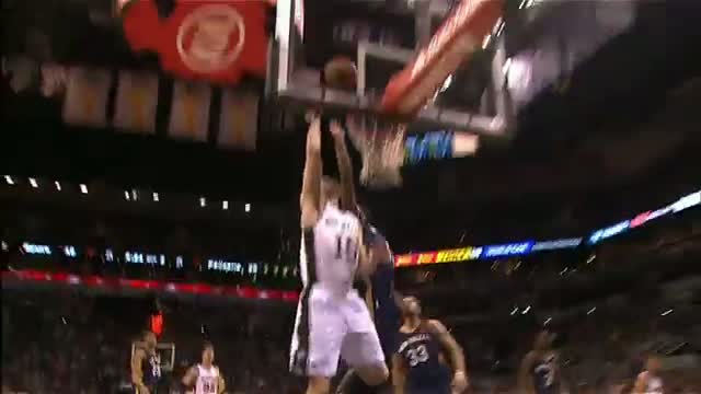 Watch NBA: Marco Belinelli's No-Look Bullet Pass to Matt Bonner Video